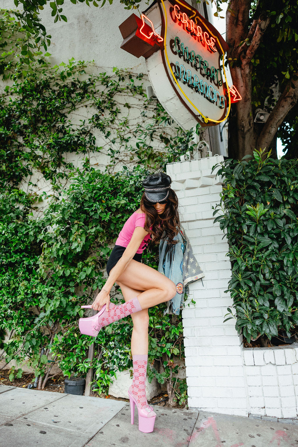 Debutantes Do Hollywood