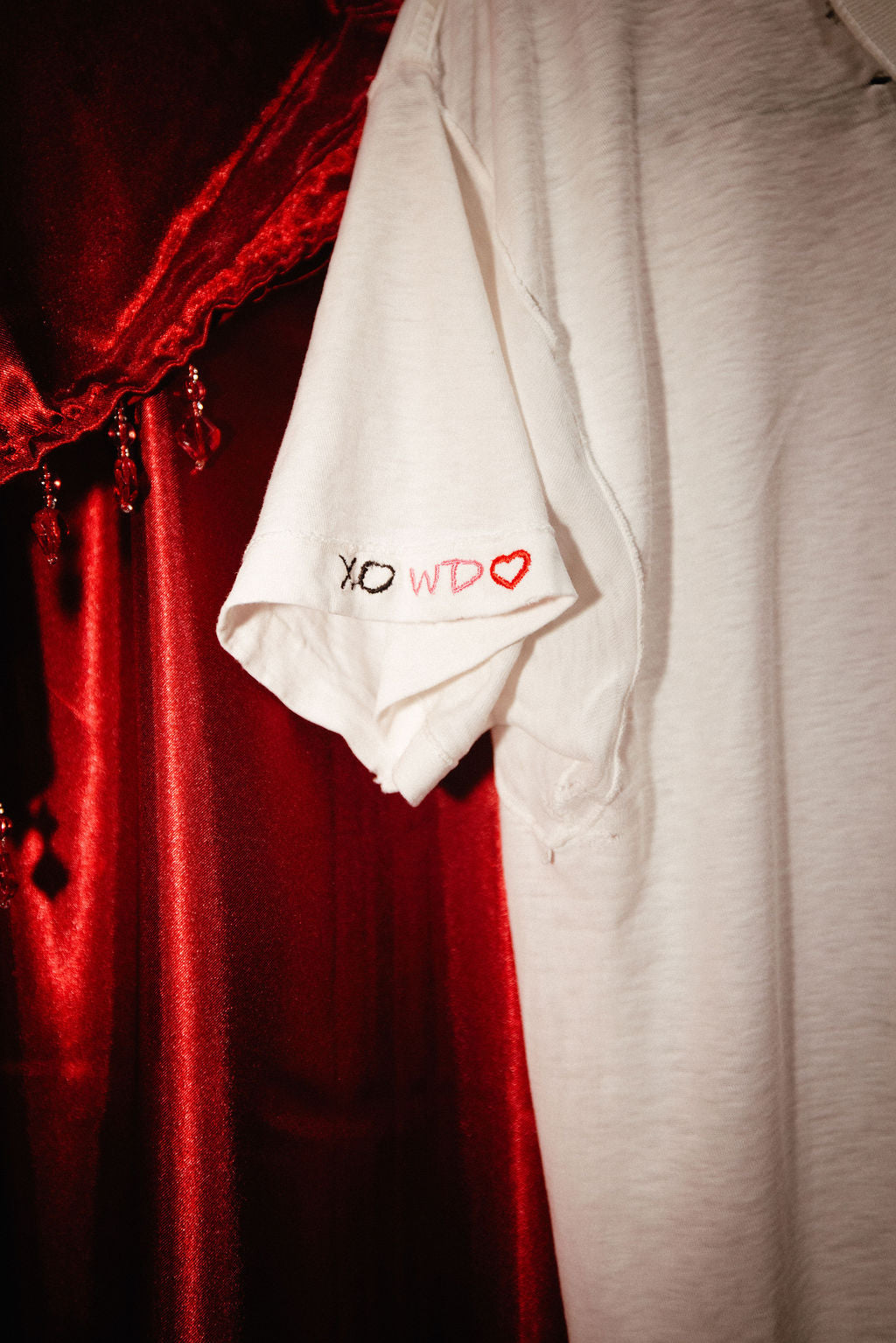 Pretty Wild Tee – Wayward Debutante x Alexis Neiers