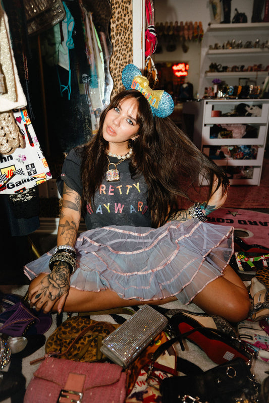 Pretty Wayward Tee – Wayward Debutante x Alexis Neiers