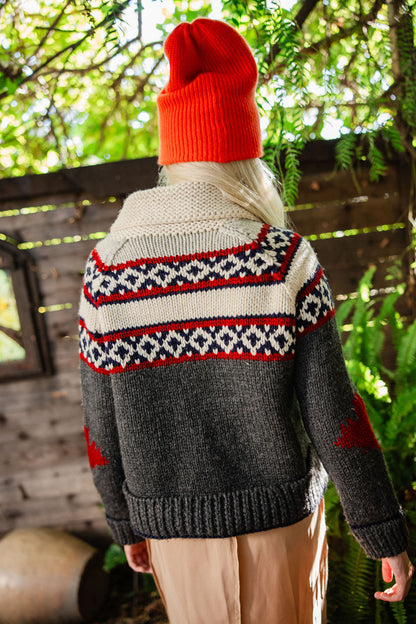 Dsquared² Chunky Zip-Up Fair Isle Sweater with Maple leaves